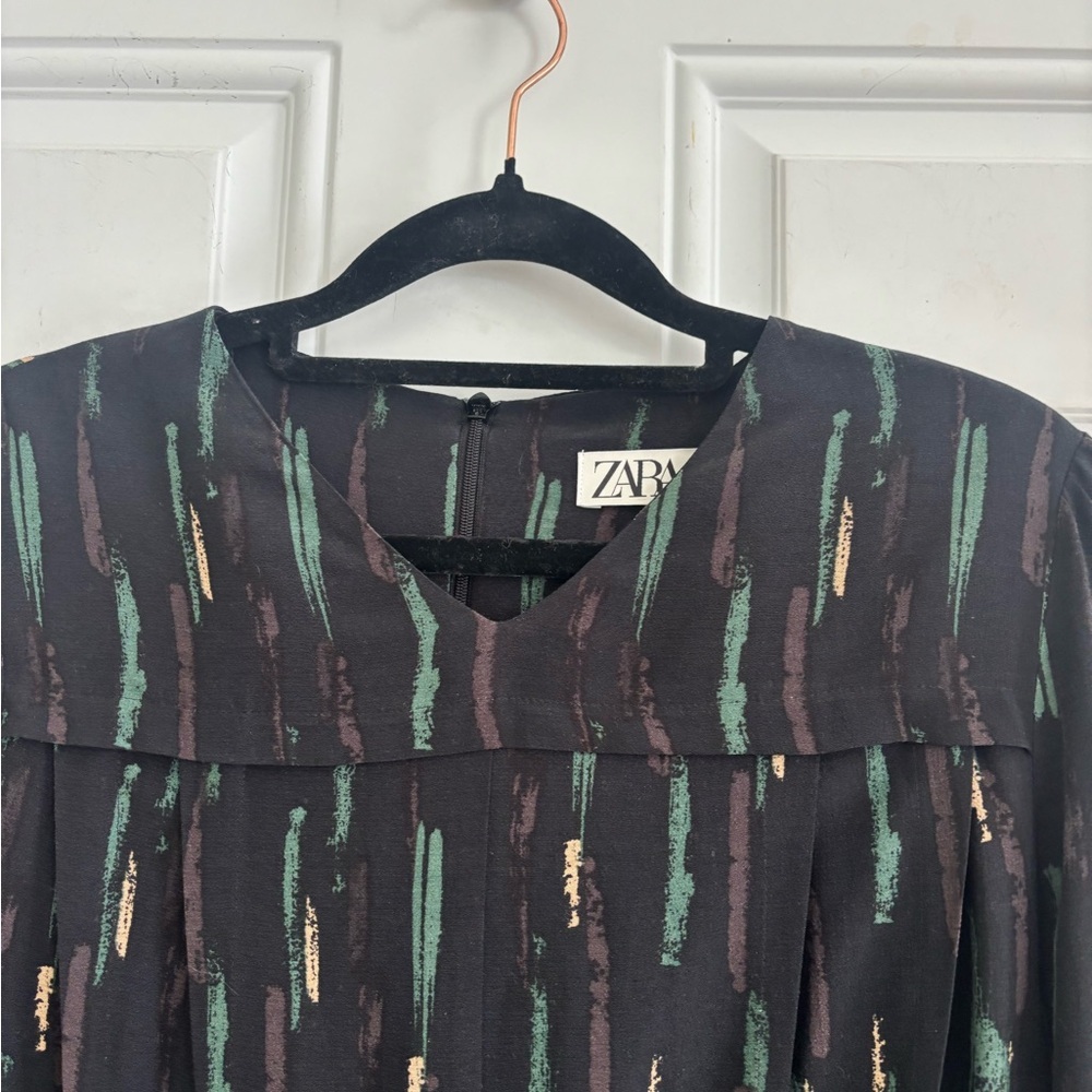 Zara Gabriela Abstract Patterned L/S Short Dress, Size Medium - Picture 10 of 15